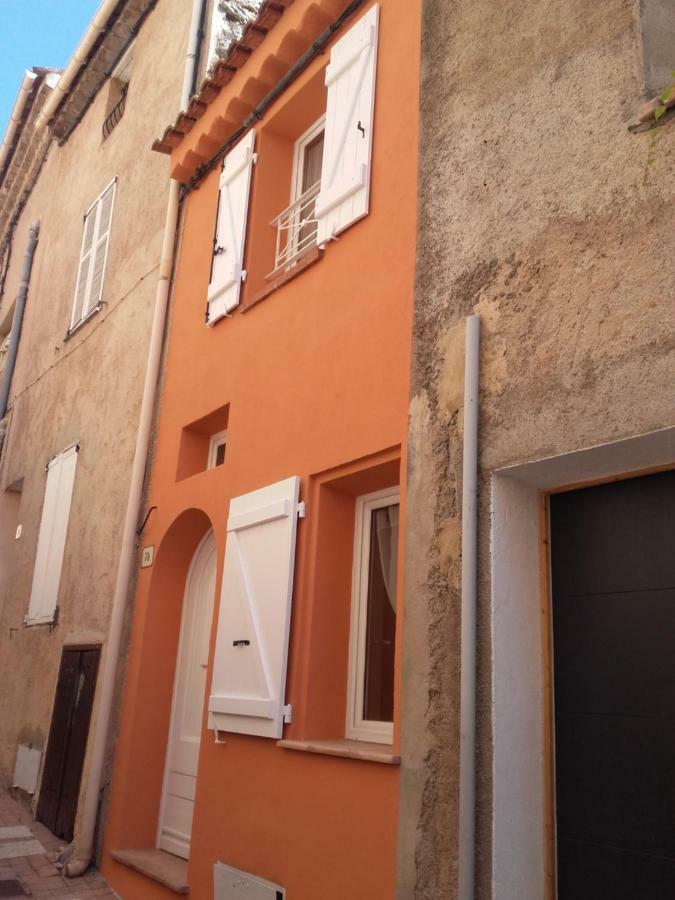 Maison De Village Bagnols-en-Forêt Exteriér fotografie